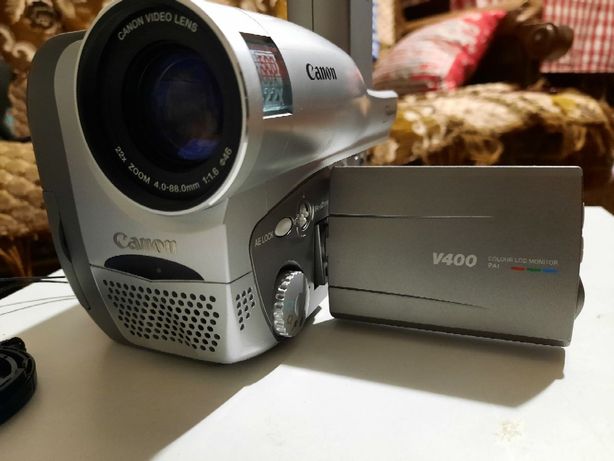 Canon V400E Video 8 camera