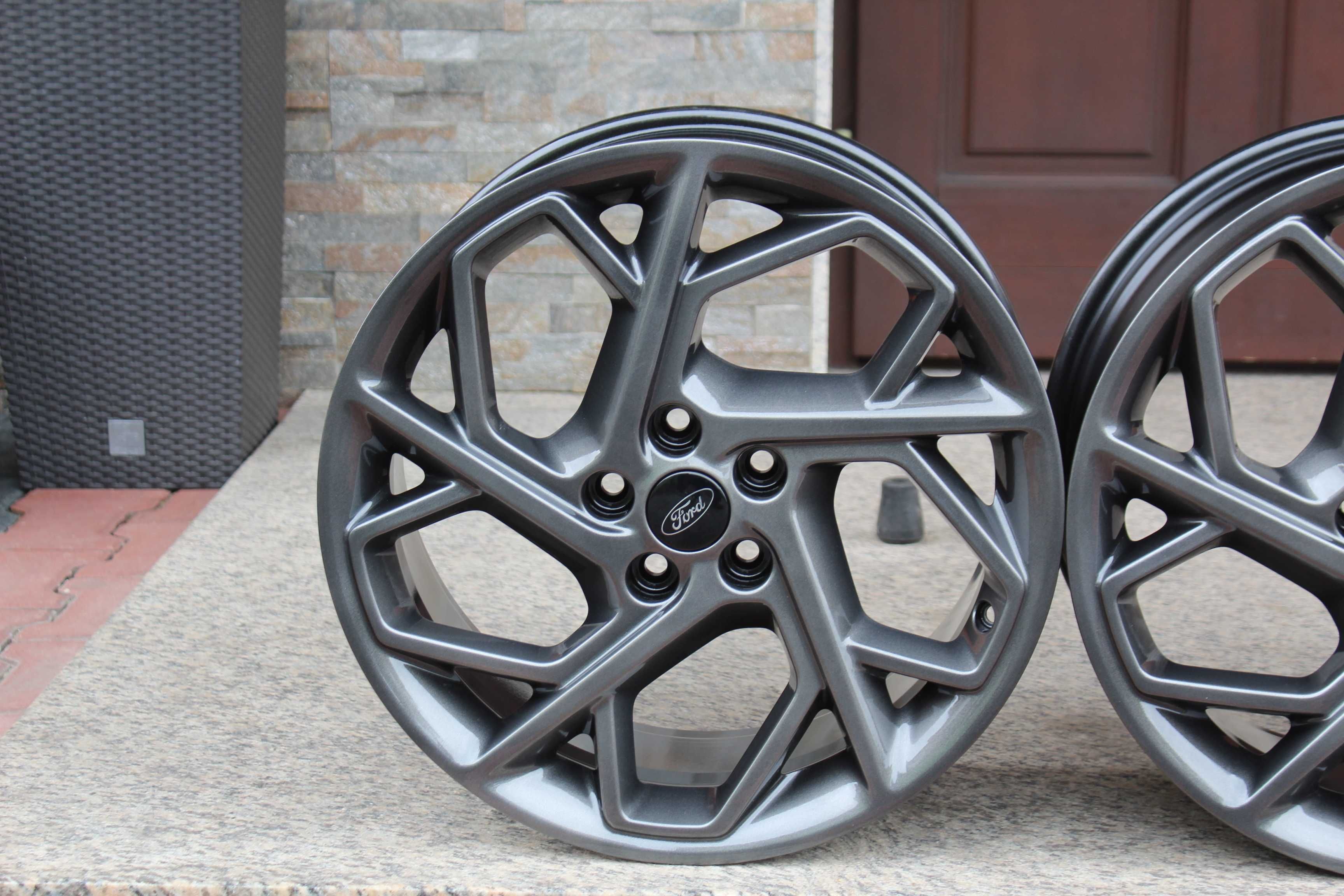FORD Focus Mk3 Mk4 ST STLine Mondeo Mk4 Mk5 STLine  5x108 18'' 8J ET55