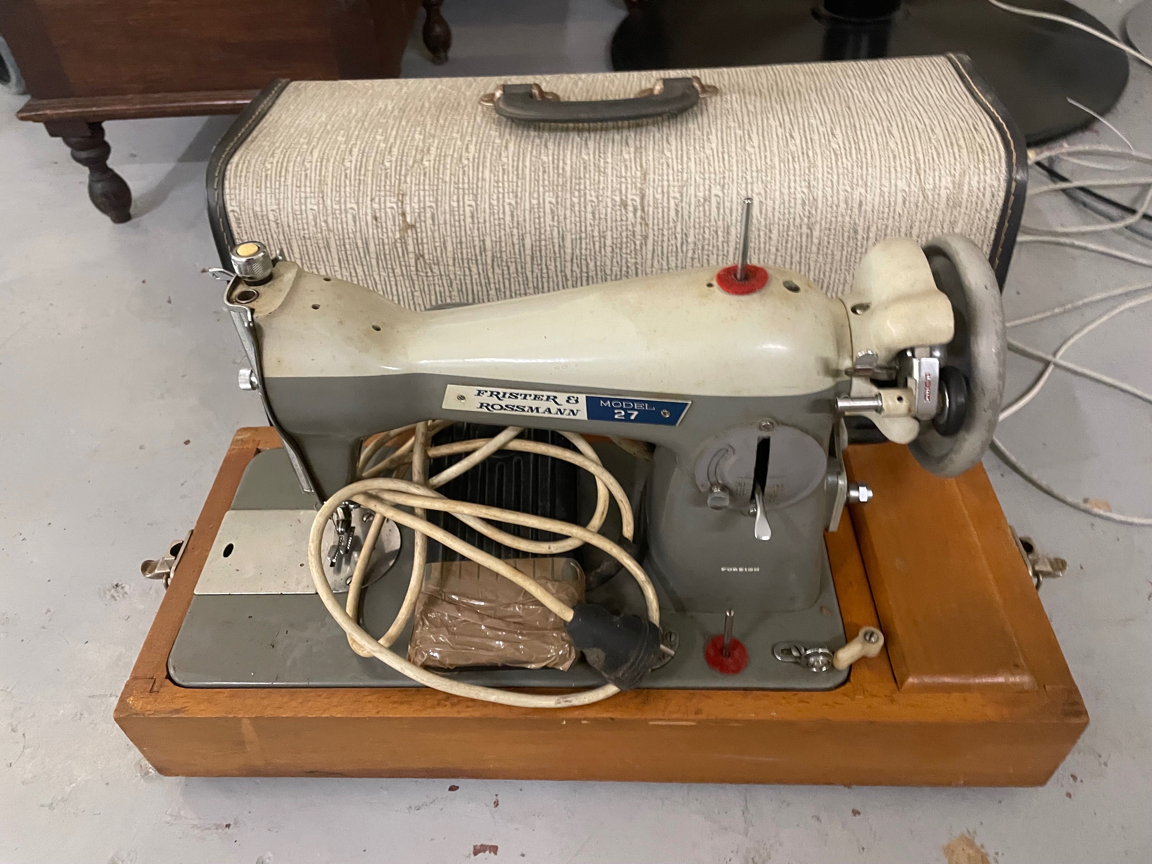 Vendo máquina costura Frister & Rossmann, modelo 27
