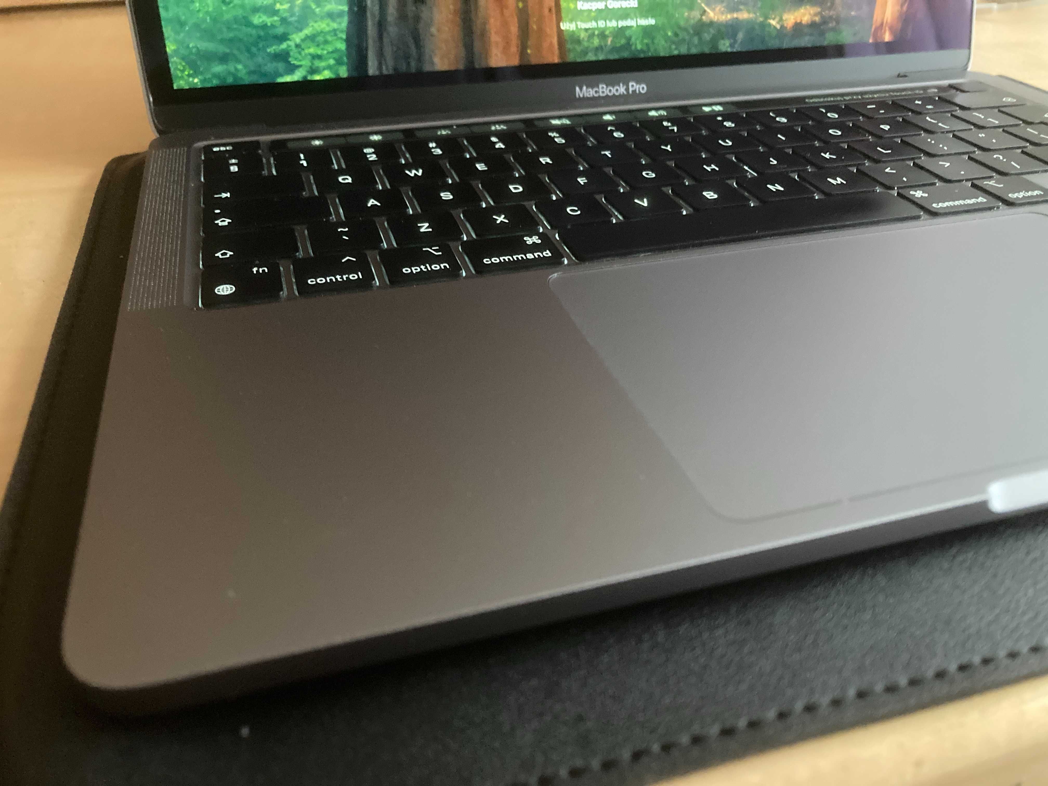 Macbook 13 Pro M1 8GB RAM 256GB, Polisa do 20.05.2025