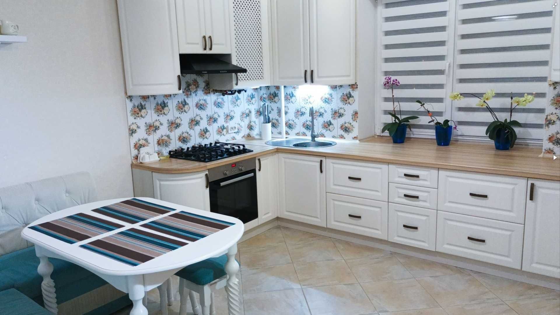 3 кімнатна квартира в центрі міста з зданій новобудові