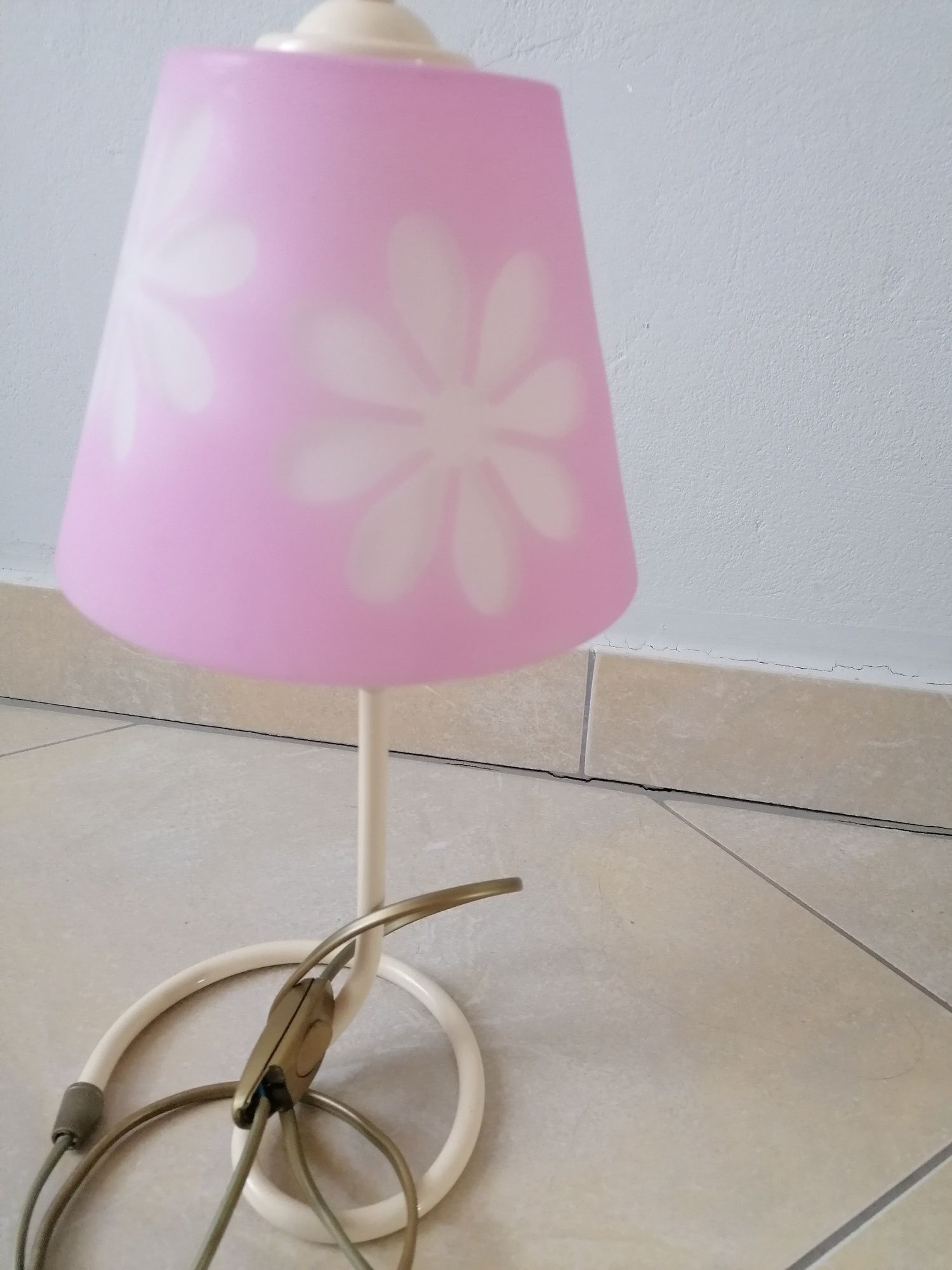 Lampka nocna różowa