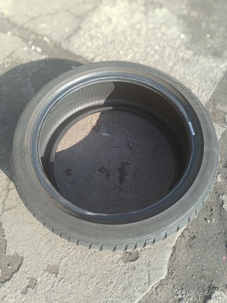 Opony letnie Bridgestone Potenza 215/40/17 3 sztuki. Niski przebieg