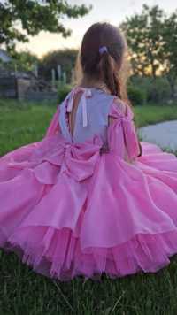 Платье БАРБИ на девочку 6-7 лет пышное нарядное розовый цвет на выпуск
