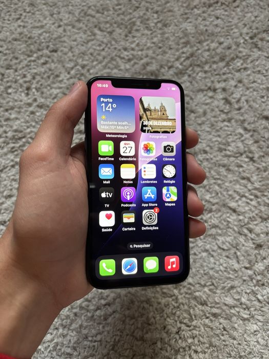 iPhone XS Black 64GB Used With Box Grade A