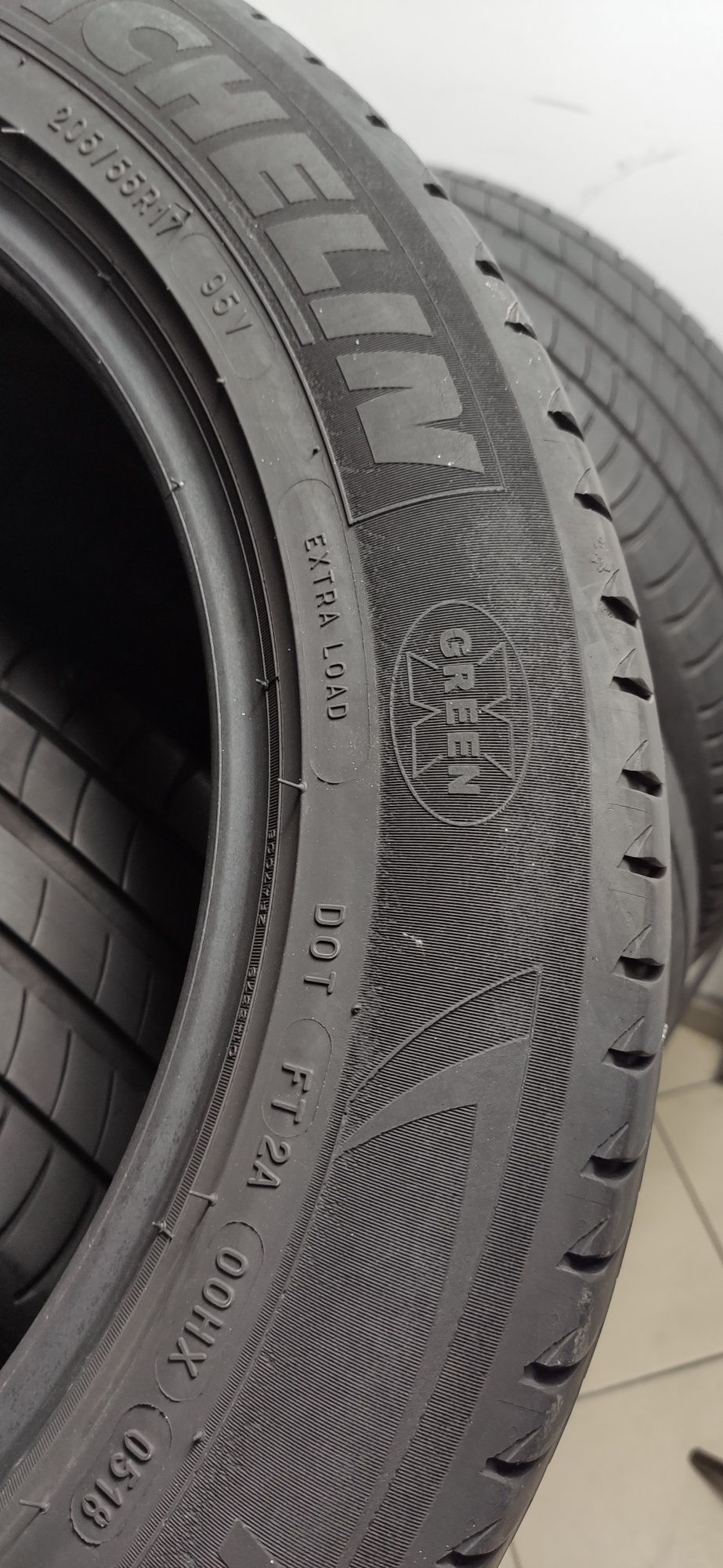 Резина R-17 205/55 95V "Michelin" Primacy 3, шини