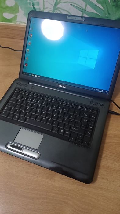 Portátil Toshiba A300 - 15.6"