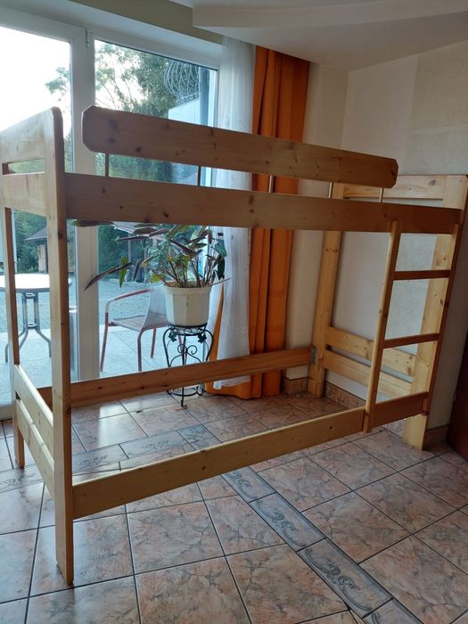 Łóżko sosnowe piętrowe 90*200 cm stan bdb