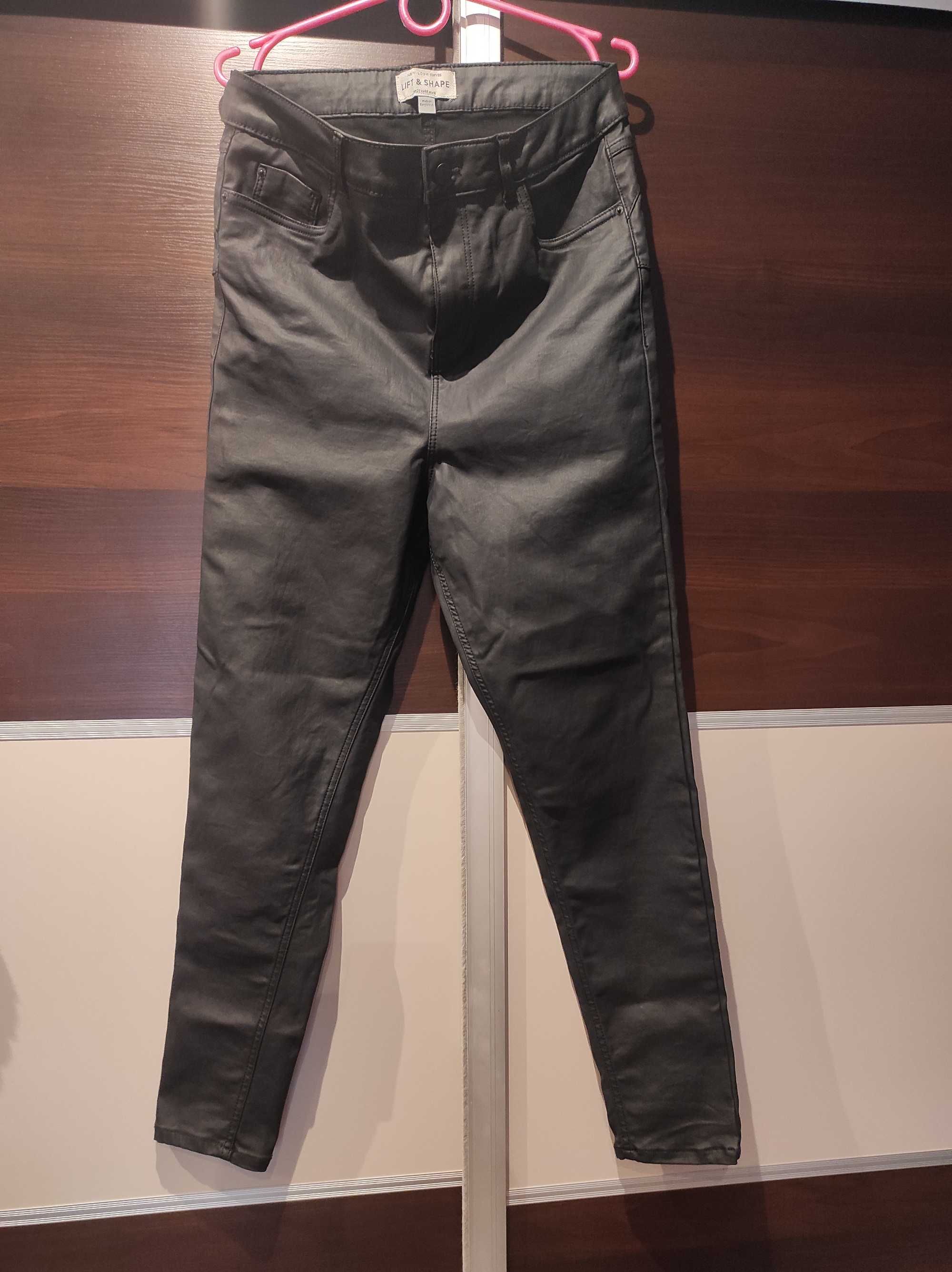 Czarne woskowane spodnie rurki wysoki stan new look 44 46 XXL 3xl