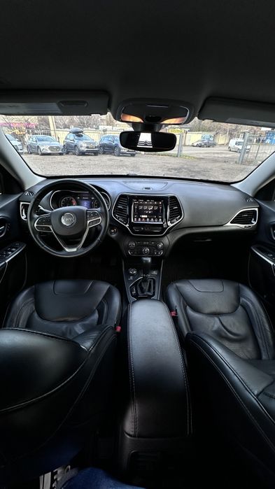 Jeep Cherokee Limited 2019 Charcoal 3.2L