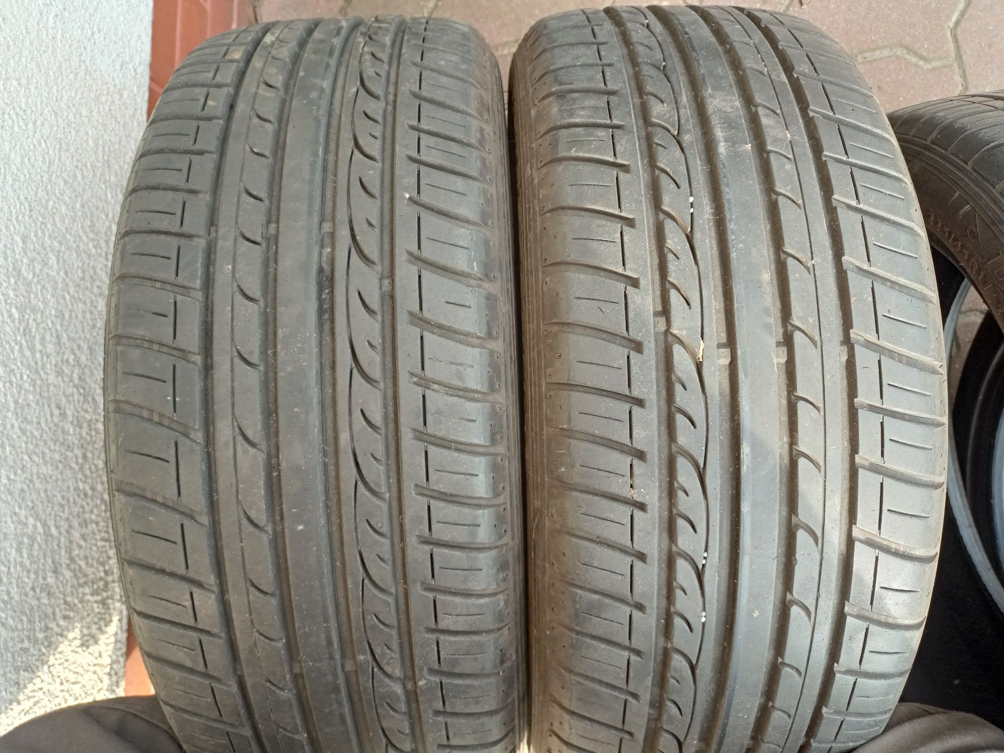 Opony letnie Dunlop SpSport Fastresposnse 225/45r17 91W 7mm 2016r KPL