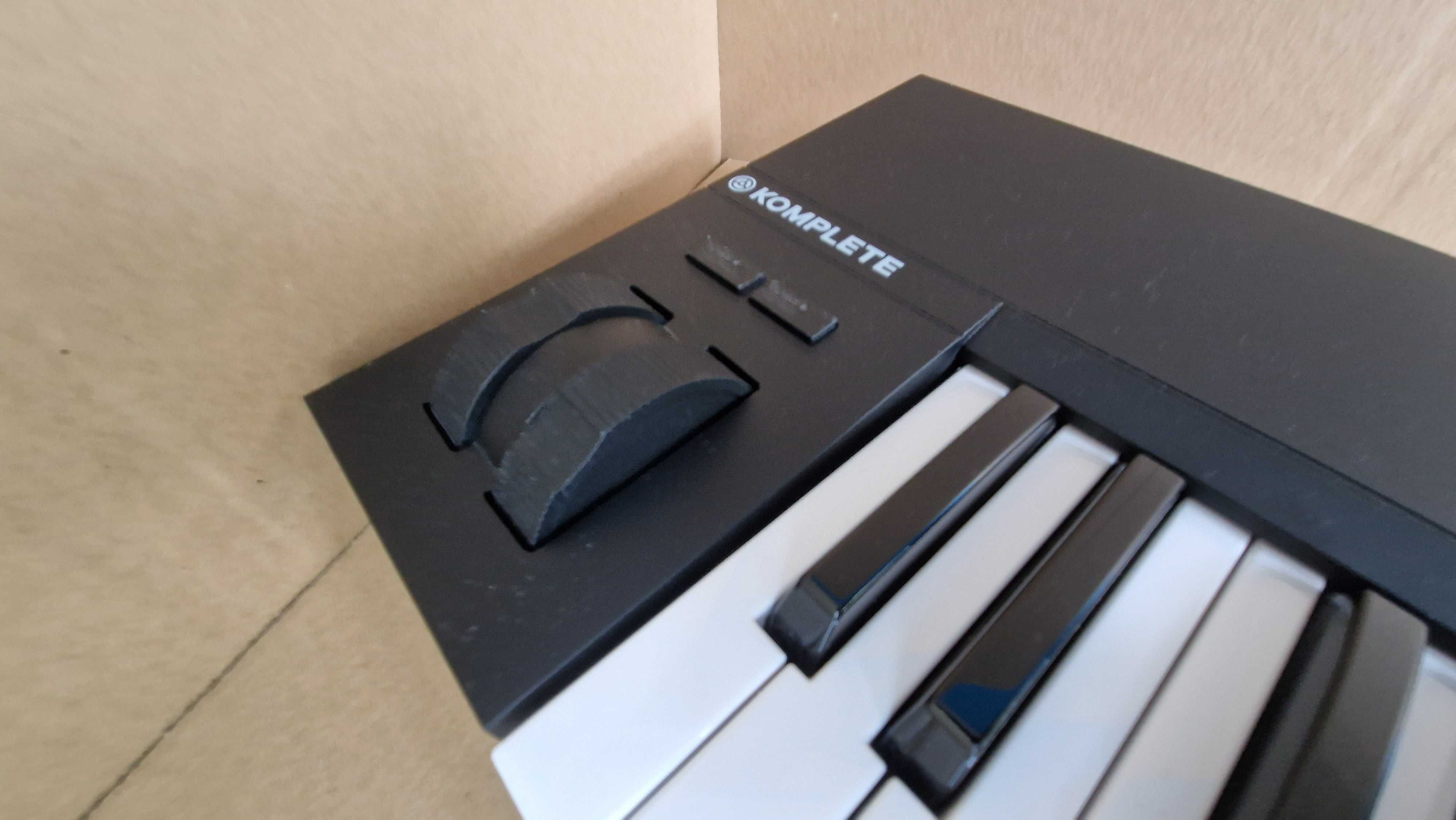 Keyboard MIDI NATIVE INSTRUMENTS Komplete Control A61