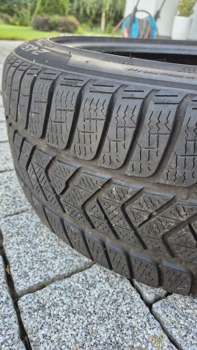 245/45 R19 Pirelli Sottozero 3 Winter, opona