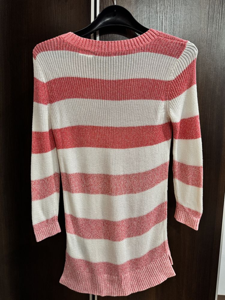 Długi sweter damski firmy Tommy Hilfiger