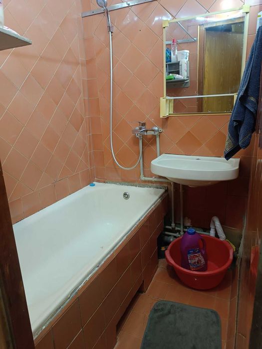 Оренда 1-кімнатної квартири на Залютиному.