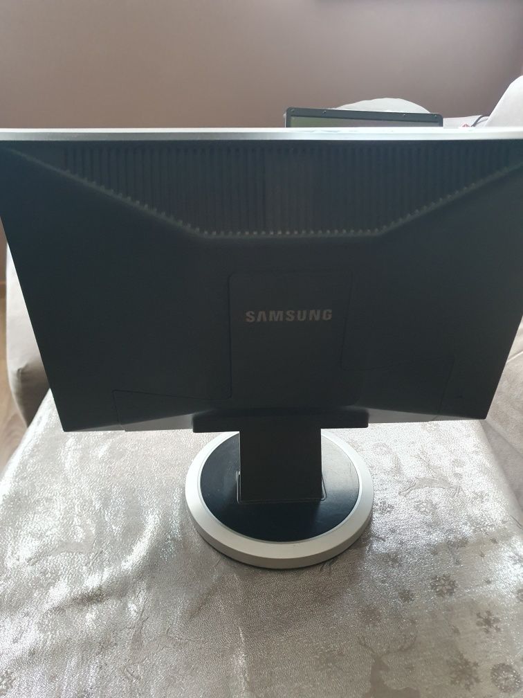 Samsung 940nw monitor przewód