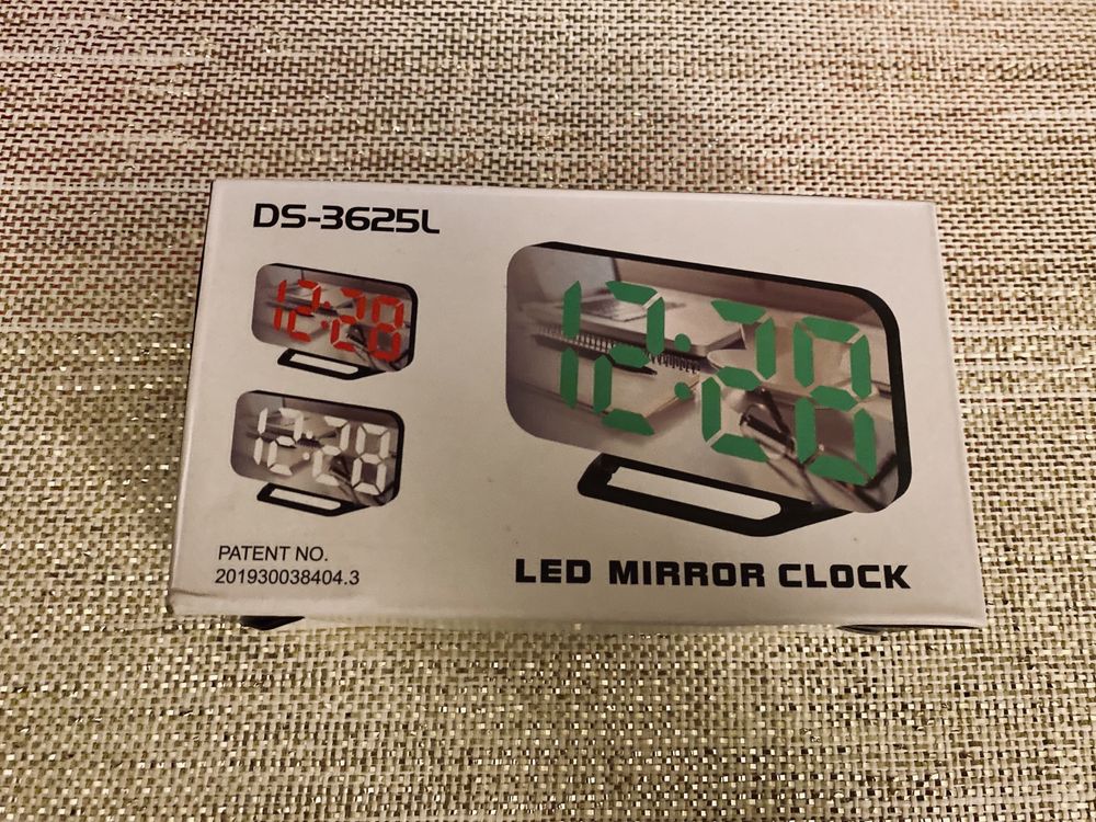 OEM Budzik elektroniczny zegar LED termometr lustro DS-3625L