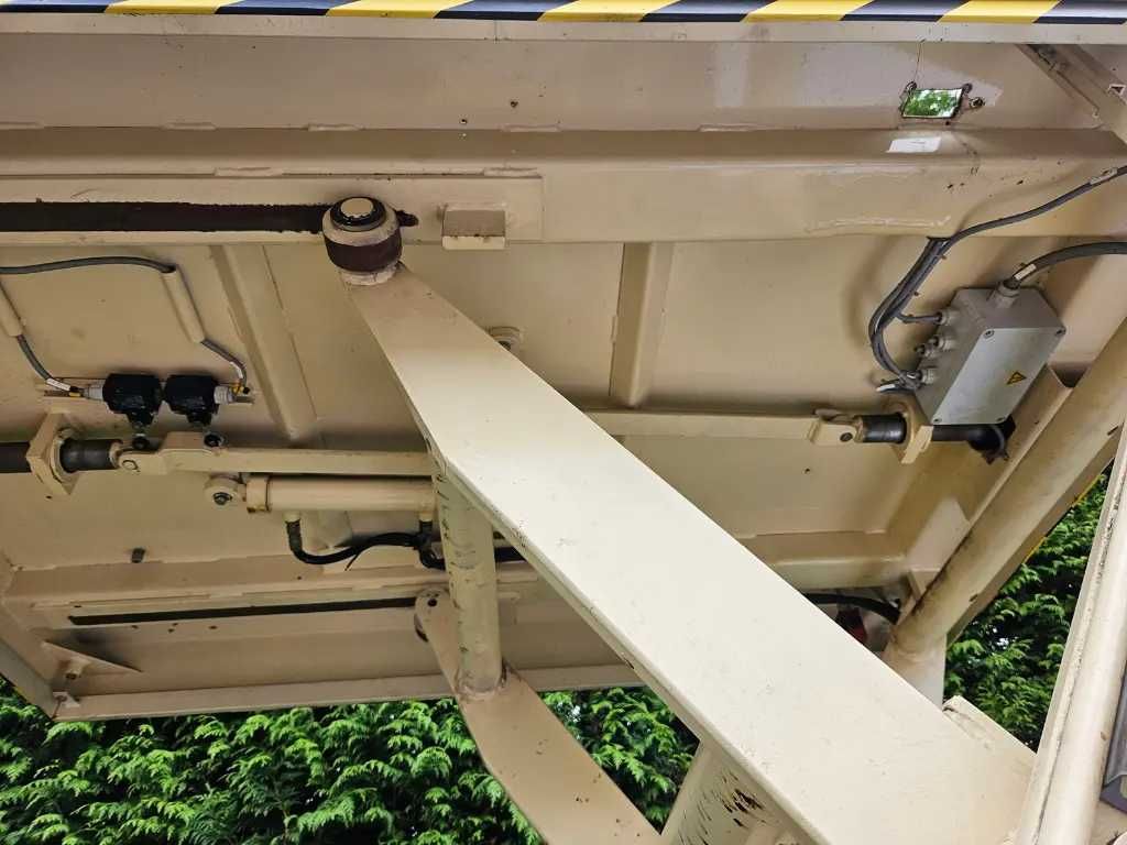Plataforma Hidráulica para cais de carga  2T