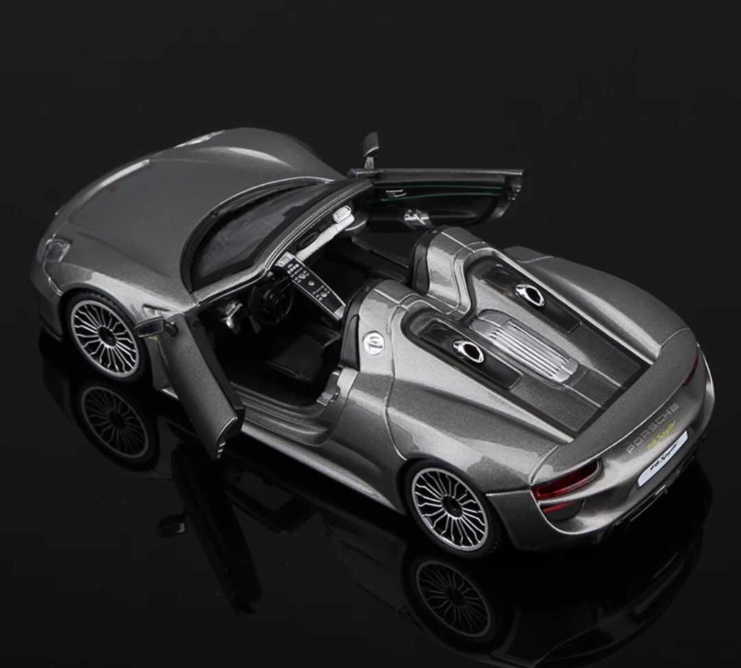 Модель Porsche 918 Spyder/Bburago Премиум класса 1:24 из сплава