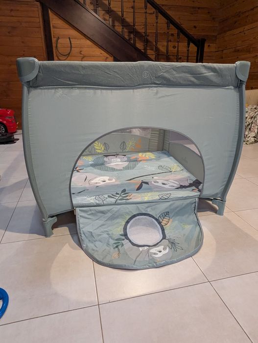 Цілий та чистий Манеж дитячий baby design. Терміново!