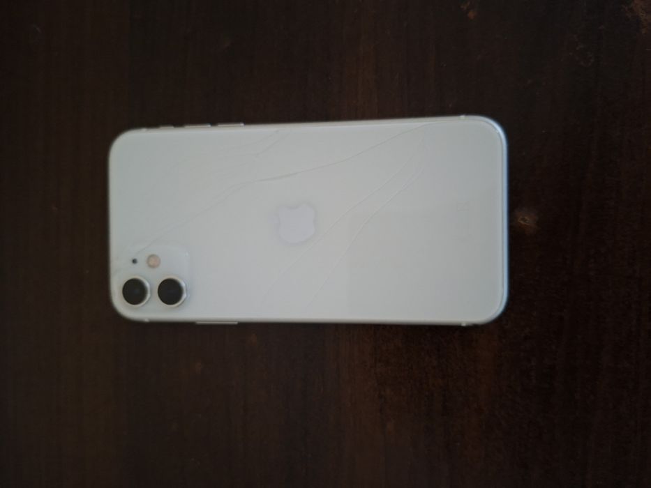 iPhone 11 bialy 64 gb
