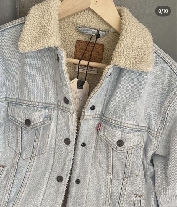 Жіноча джинсова шерпа Levis