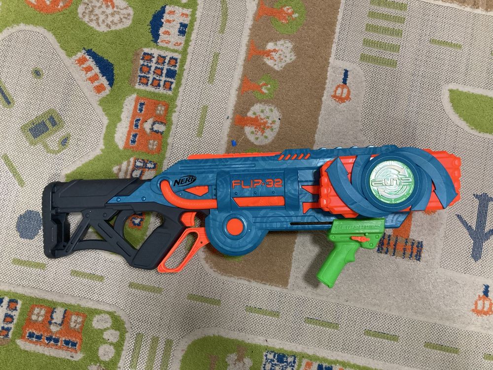 Найбільший Бластер Nerf Elite 2.0 Flipshots Flip 32