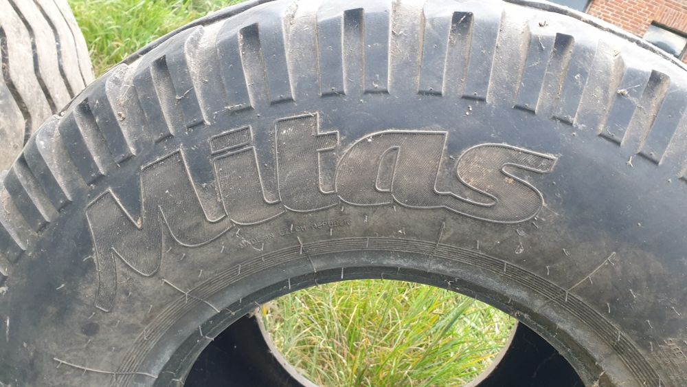 Zestaw opon rolniczych MITAS 500/50 R17  PRZYCZEPA -PRESA-ROZRZUTNIK