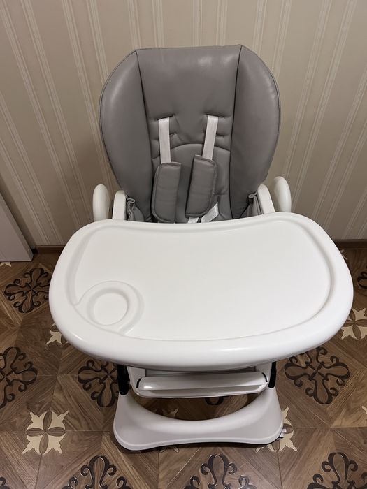Стільчик крісло для годування Carrello + подарунок