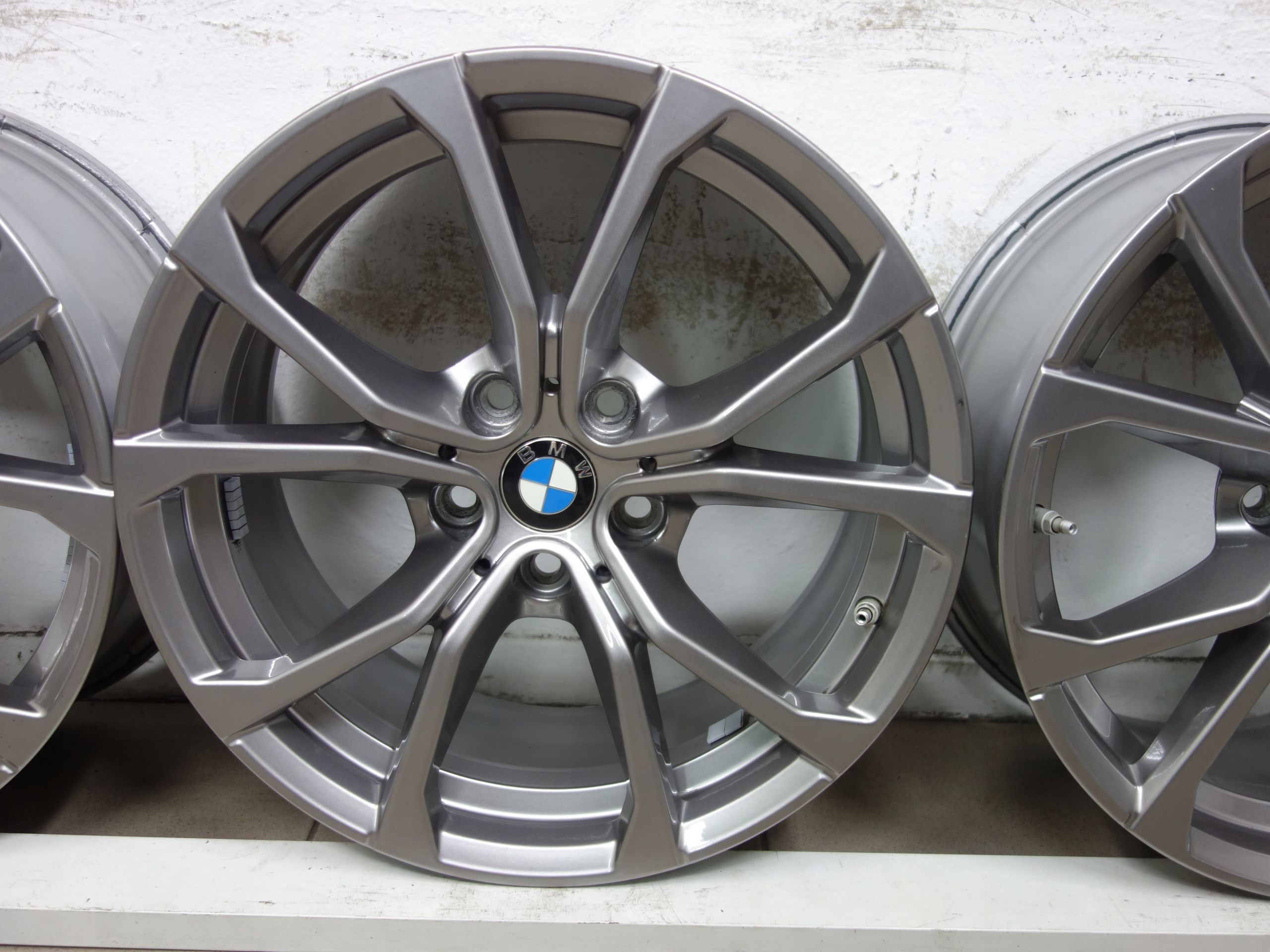 17 5x112 Felgi Alu Org. BMW G30 G20 G26 G08 + TPMS