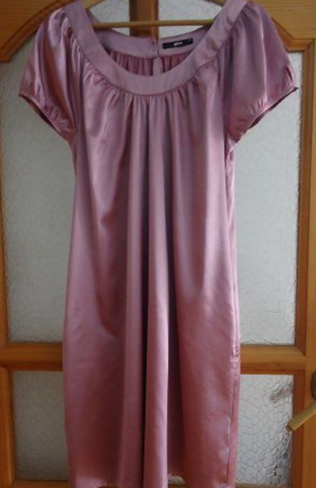 Śliczna ciążowa sukienka Gina r.38 ,satynowy połysk