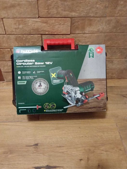Акумуляторна циркулярна пила PARKSIDE PHKSA 12 B3 / паркетка