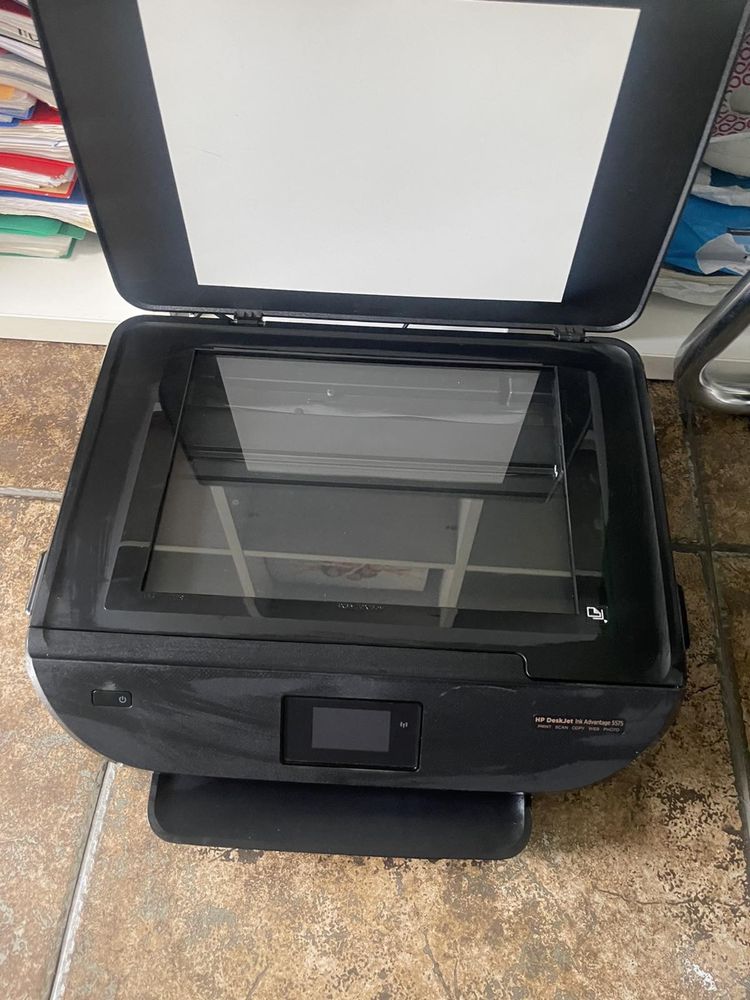 Принтер, сканер, копир c wi-fi  HP DeskJet 5575 (МФУ)