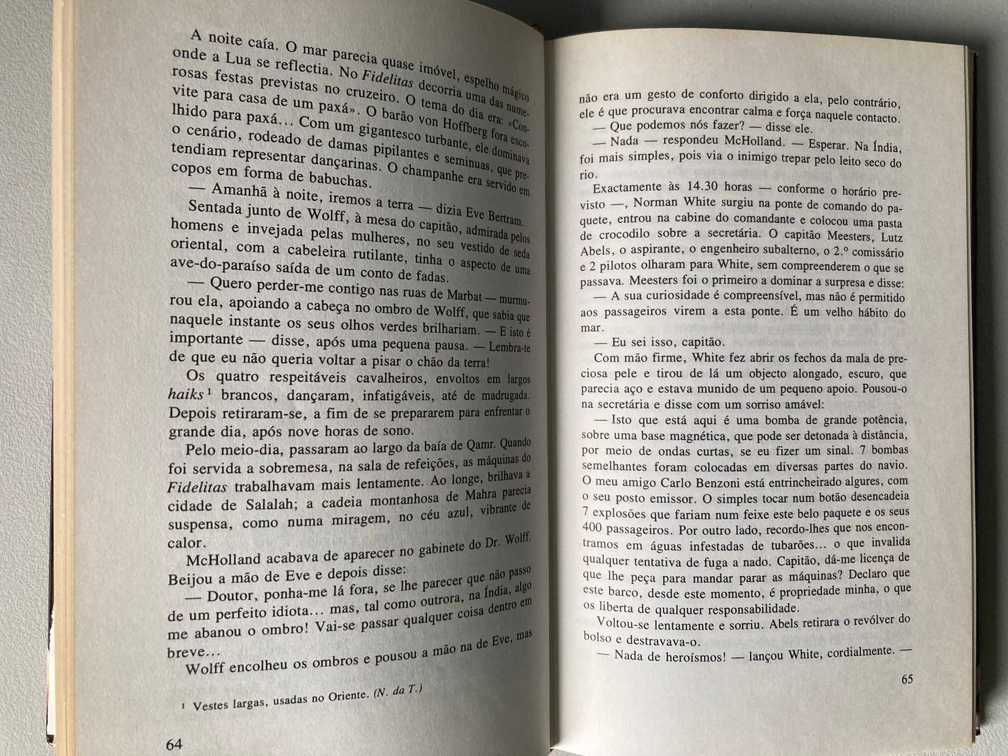 Tubarões a Bordo, de Heinz Konsalik
