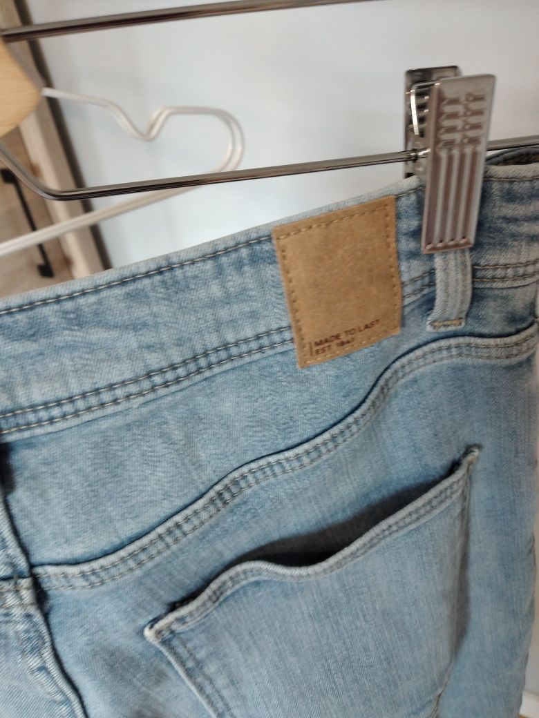 Dzisnsy jeansy nowe C&A