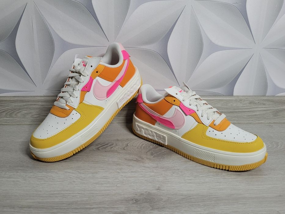 Nowe buty Nike Air Force 1 Fontanka