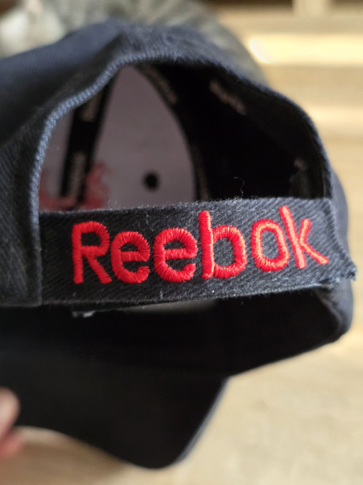Reebok бейсболка, кепка