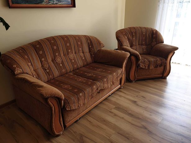 Sofa dwuosobowa z funkcją spania +Fotel