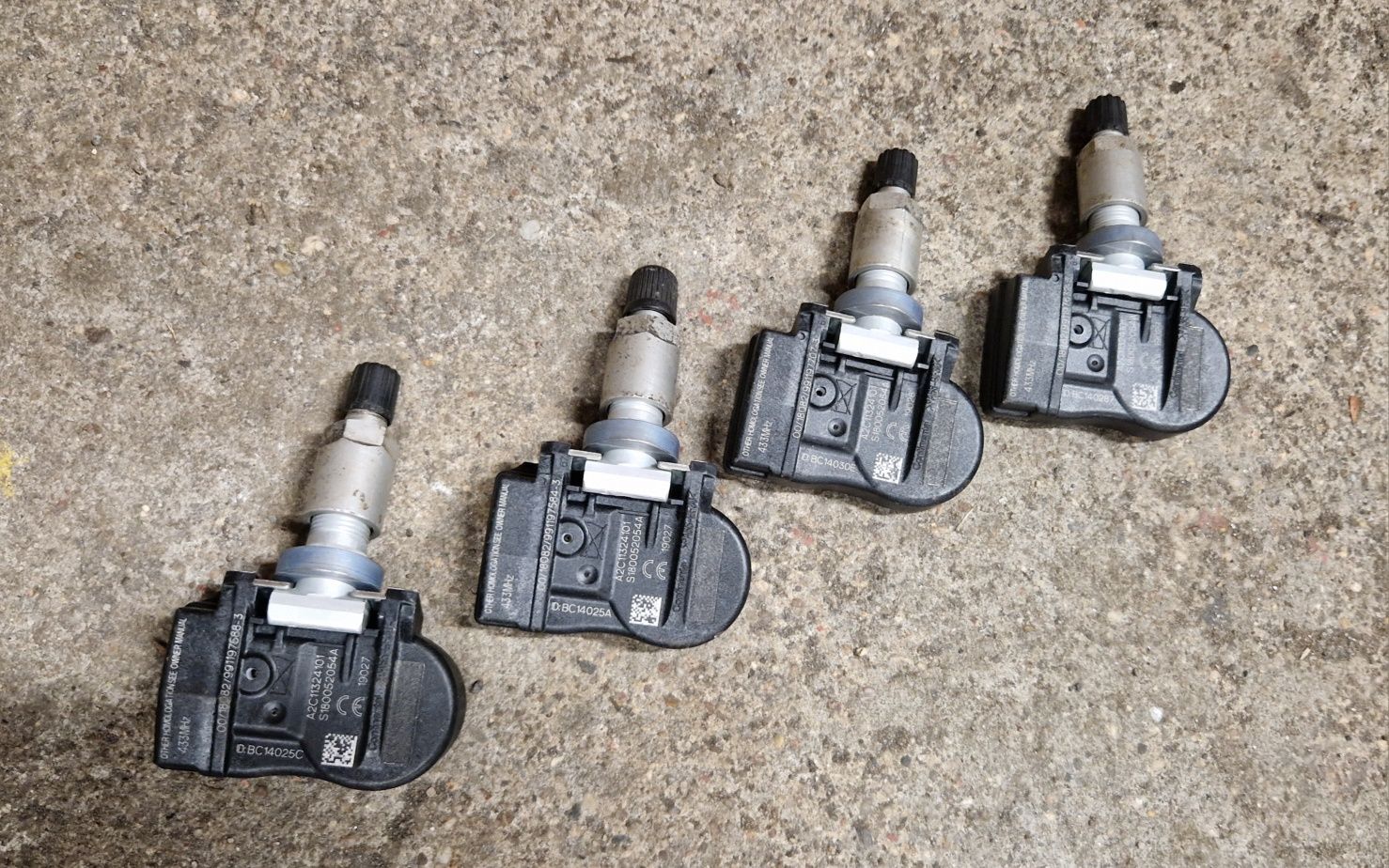 Czujniki ciśnienia TPMS  Mazda oryginalne