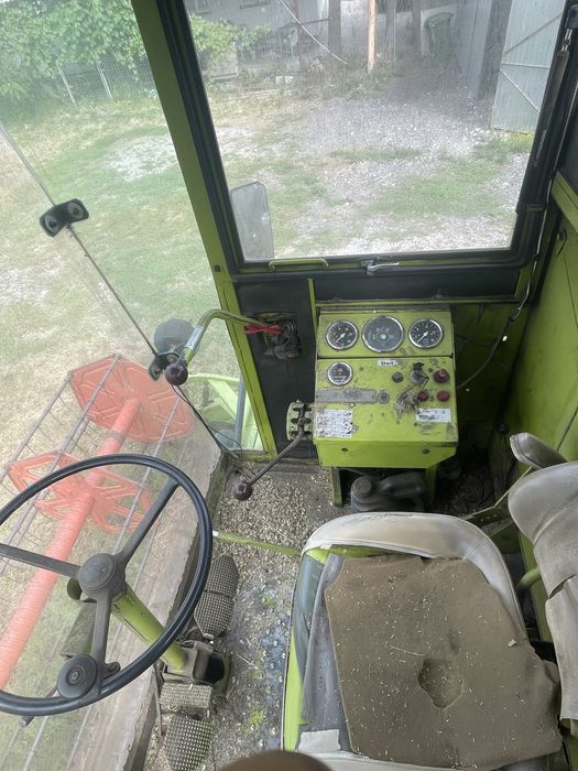 Claas dominator 85