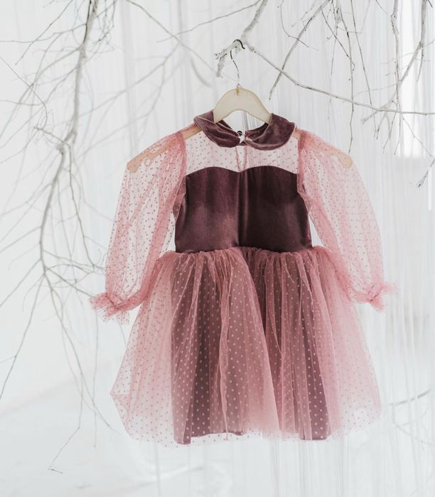 Сукня на дівчинку