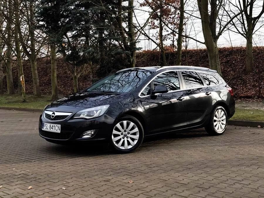 Opel Astra *COSMO *B-Xenon *Sport Fotele *Cimatronic *Serwis *Rej PL *TOP