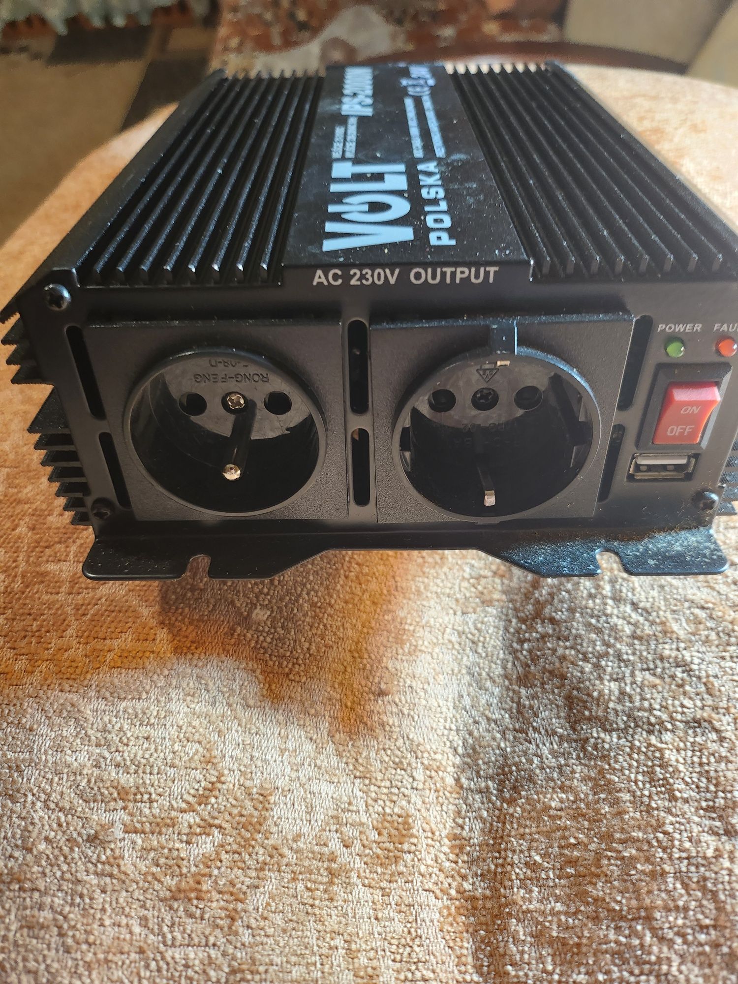 Перетворювач Volt Polska IPS 2000 N 24