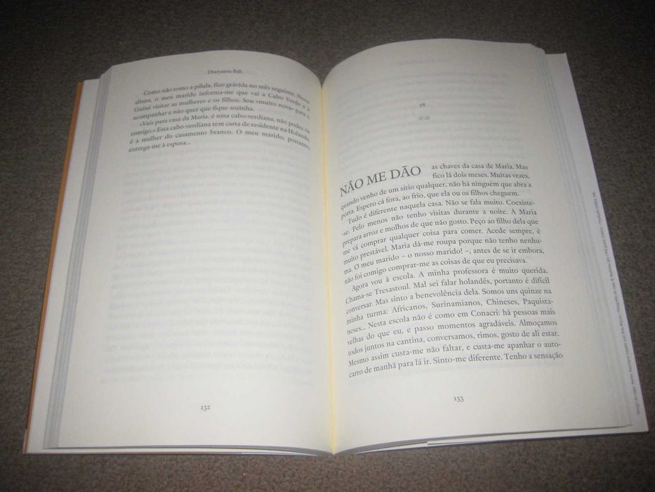 Livro "A Minha Infância Roubada" de Diaryatou Bah