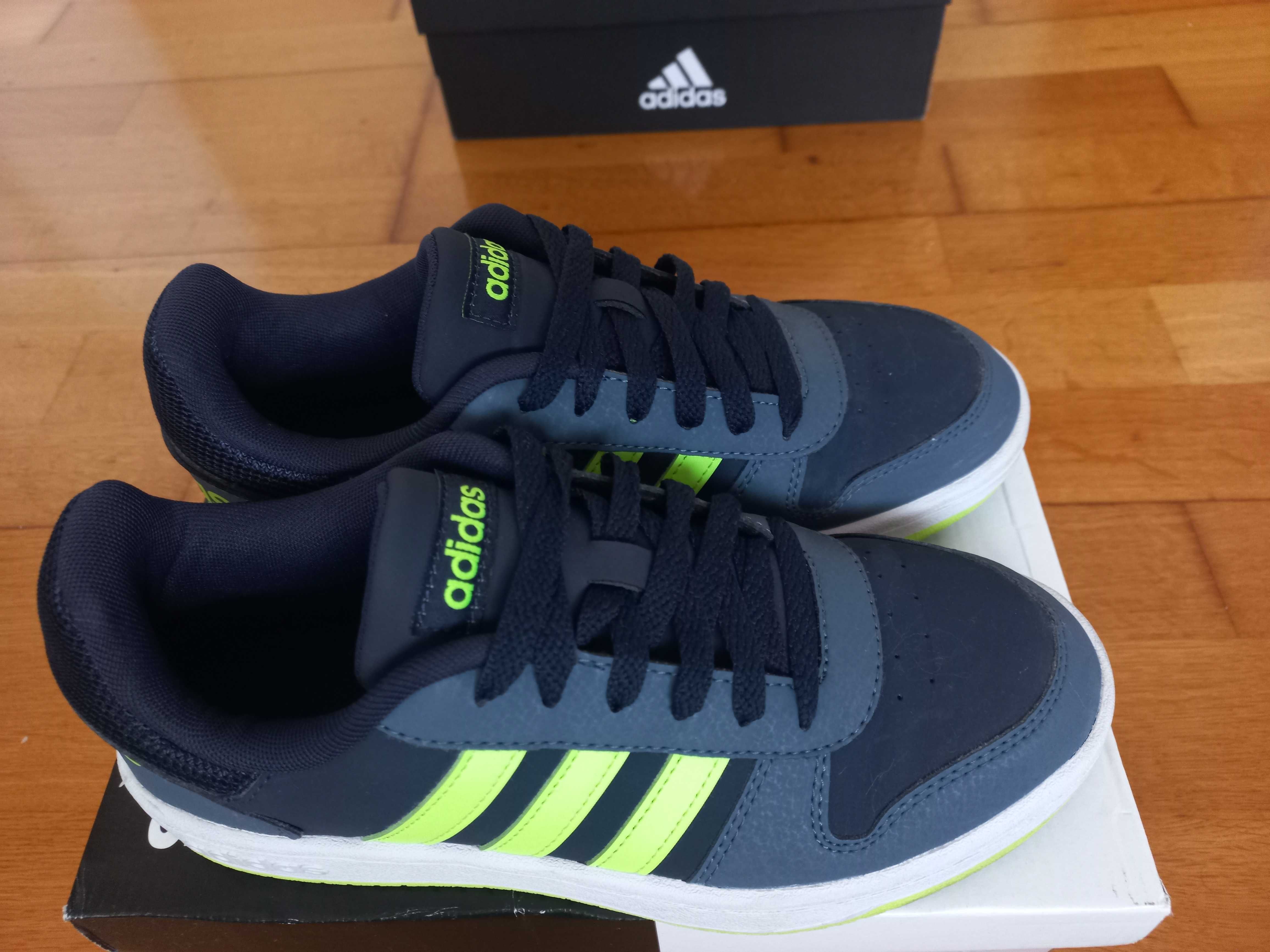 Tenis adidas azuis