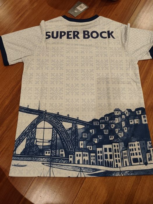 Camisola FC Porto inspiração na Ribeira