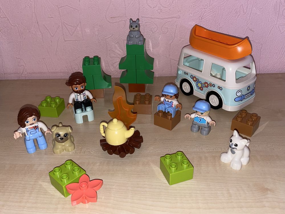 Лего Lego Duplo Семейное приключение на микроавтобусе 10946