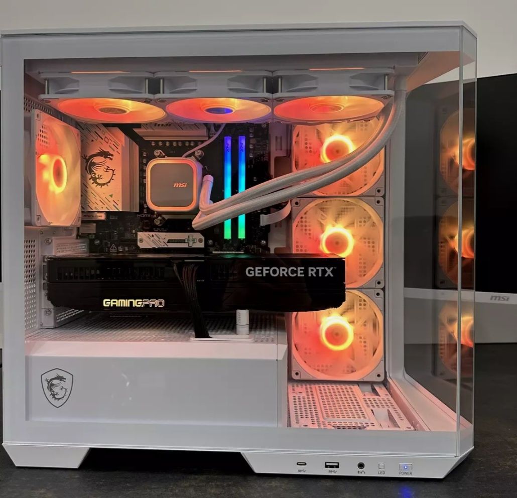 Intel Core i9 14900K RTX 5070 2TB  SSD 32GB DDR5 RAM Z790M
C
CAC_R
