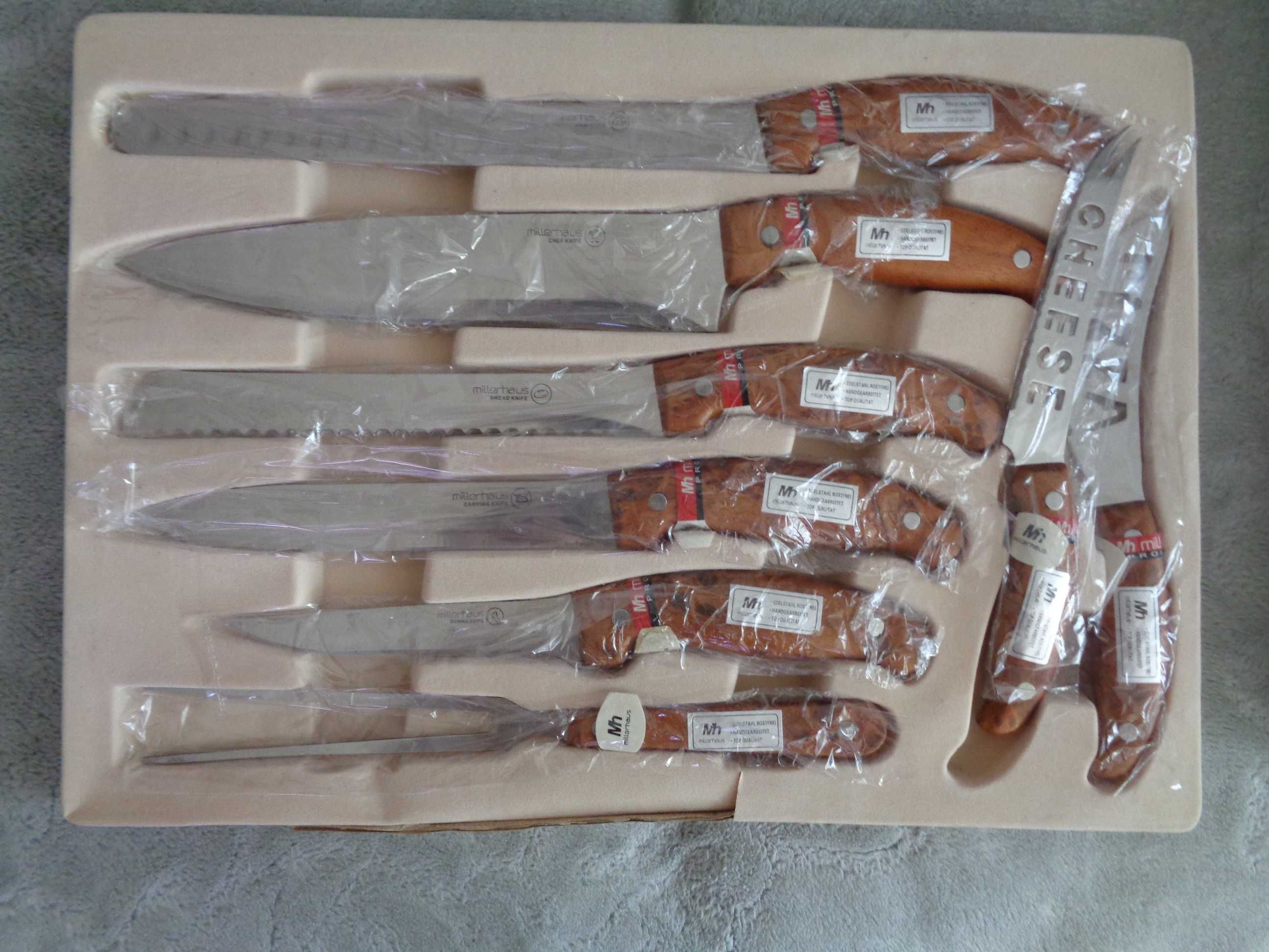 Zestaw noży i sztućców - komplet w walizce - nowy