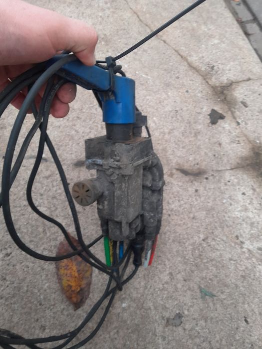 Zawor Haldex 338. 071.001. 24.775